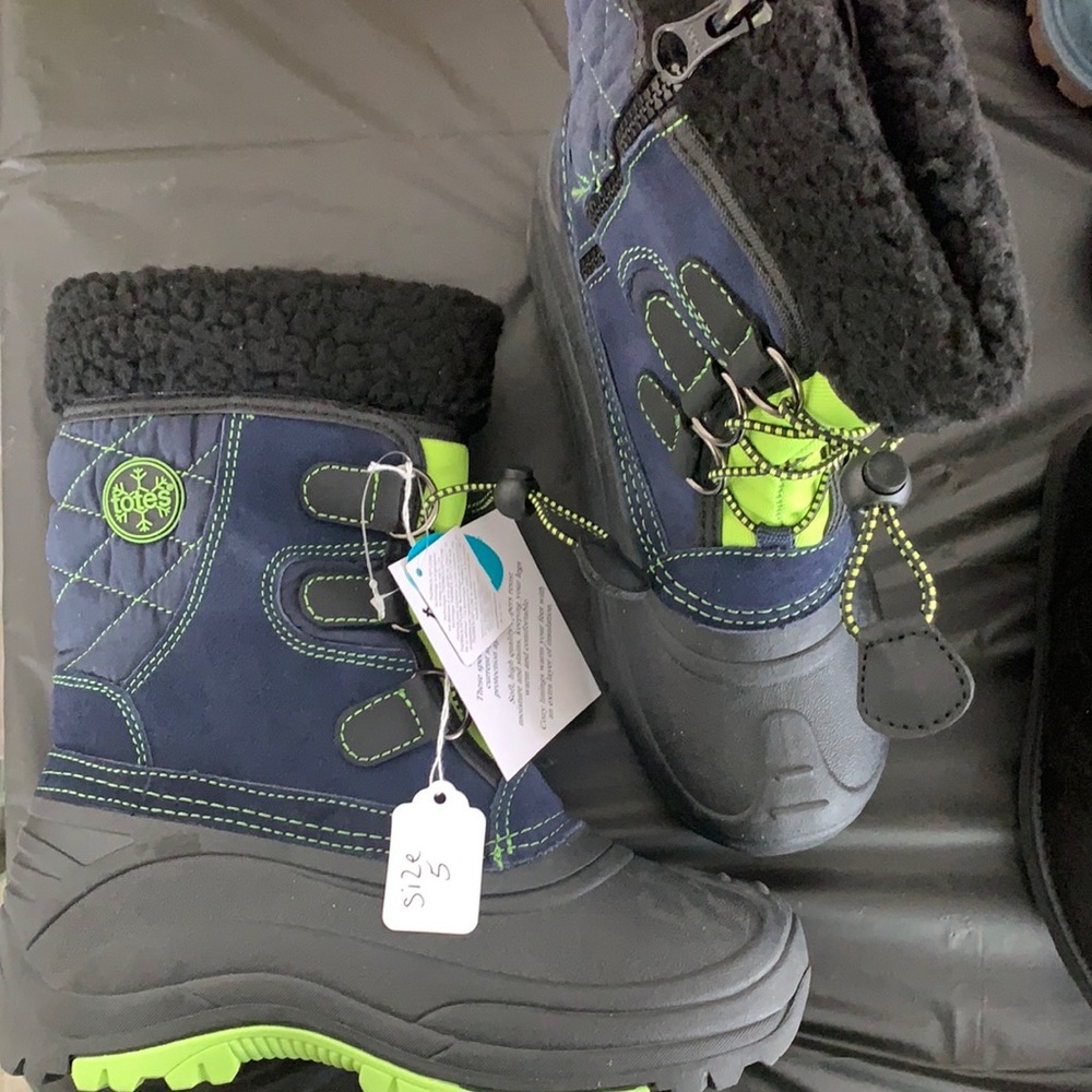 Winter boots